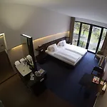 Отель Victoria