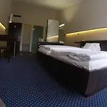 Отель Victoria