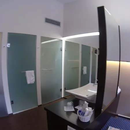 Victoria 3* Hövelhof