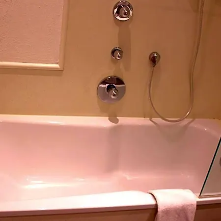 Hotel Victoria 3*